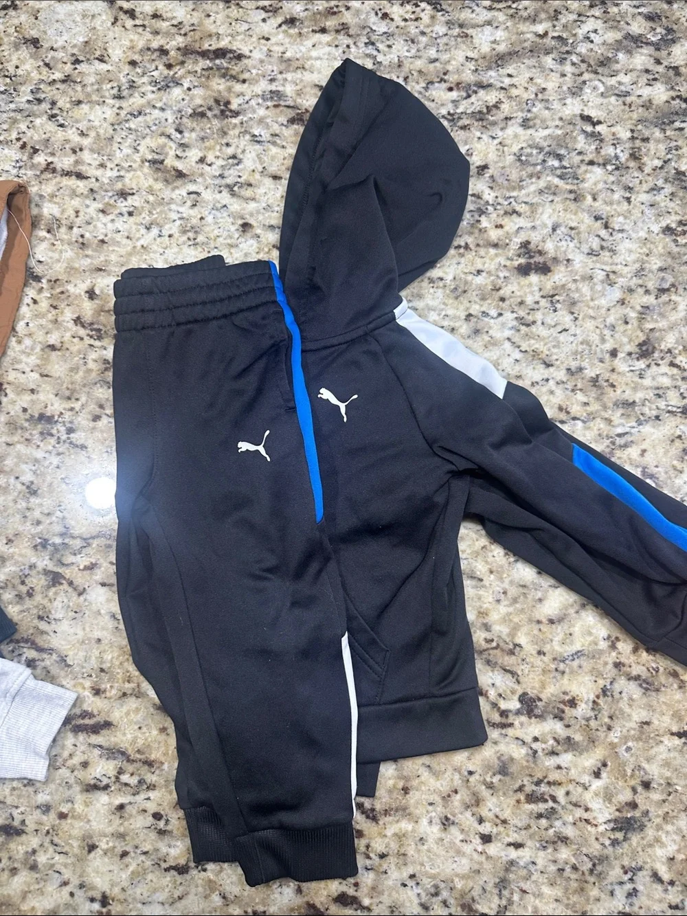 *18-2yr Bundle* coat, sweaters, long sleeve shirts.
